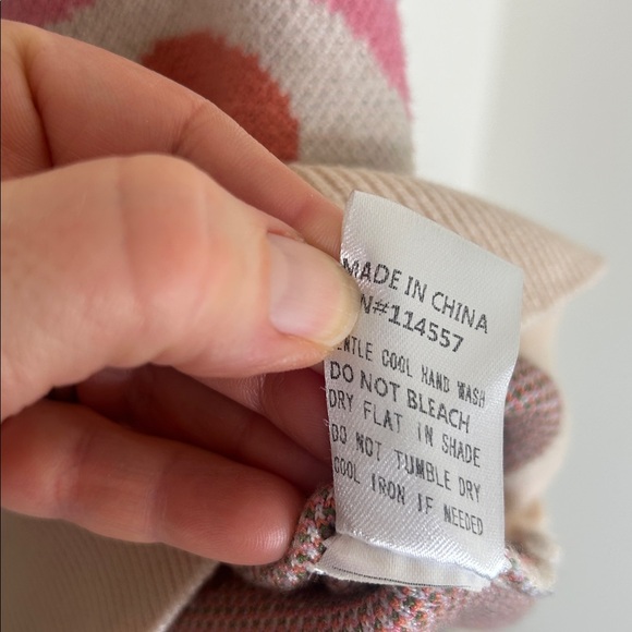 THML Cream Floral Knit Sweater Size Medium - Picture 10 of 13